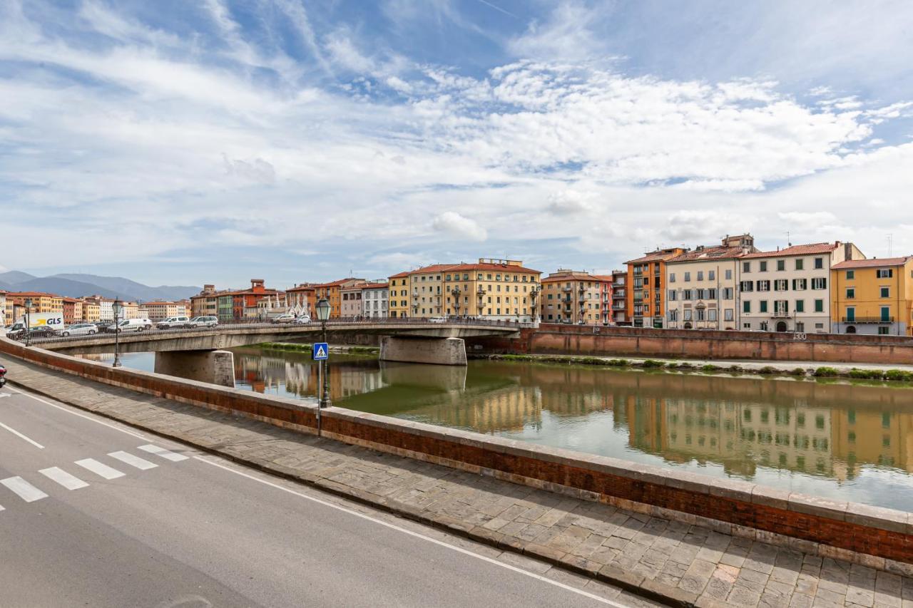 Lungarno Elegant Apartment With Panoramic Balcony 比萨 外观 照片